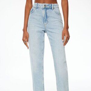 Dynamite Claudia High Waisted Mom Jeans Women’s Size 24 Light Wash Denim